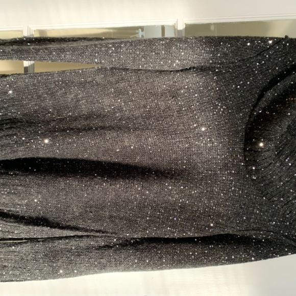 Victor Alfaro Sequin sweater charcoal Gray detachable cowl size Large - Picture 5 of 10
